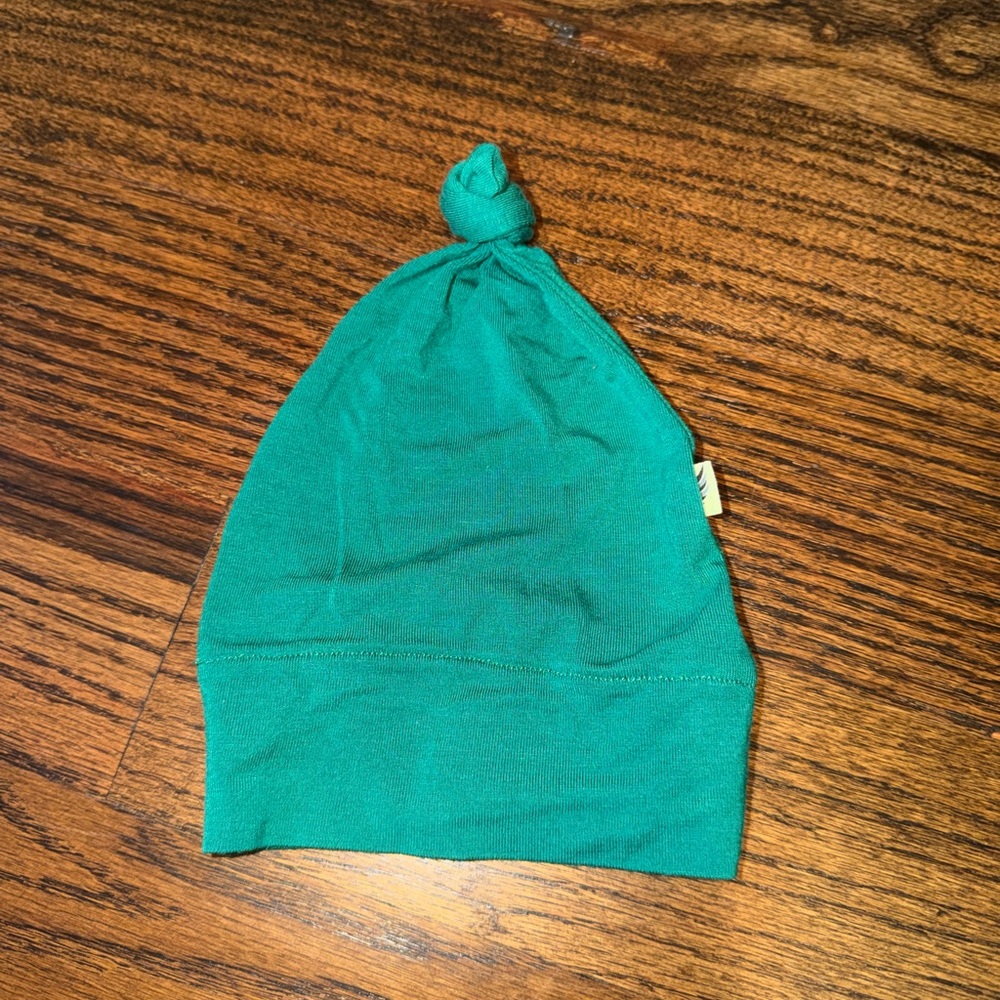 Cozy Emerald Knotted Bamboo Beanie for Newborn